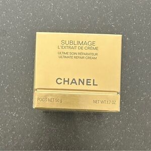 Chanel BRAND NEW SUBLIMAGE L'EXTRAIT DE
CRÈME 1.7oz
